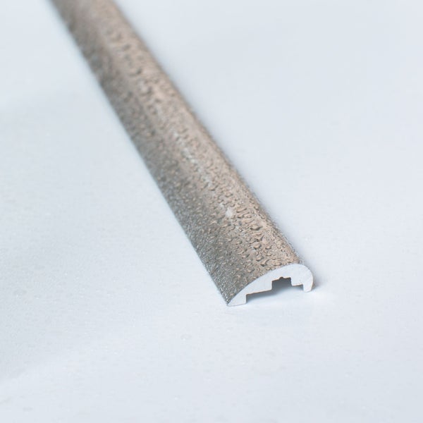 Schulte Barre de seuil d'étanchéité universelle avec 2 embouts, 100 cm  recoupable, barre de renfort Aspect chromé ❘ Bricoman