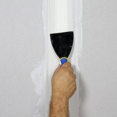 Lame pour enduire et lisser CE 78 Semin - 25 cm et un rouleau pour  application d'enduit ou de peinture Semin - 23 cm ❘ Bricoman