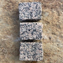 Pavé en Granit 10x10x5 Scié - Rose 1